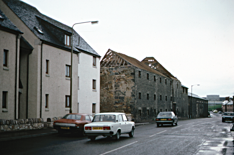 Walter Scott Pend, 
 south side of High Street, 
 Prestonpans, 
 pictured 1986. 